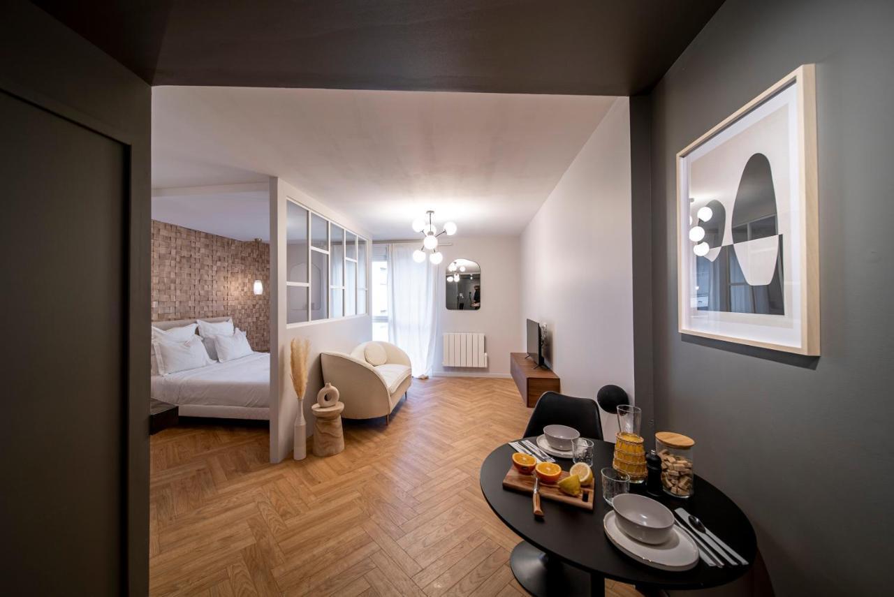 Suite Georgia Βιλερμπάν Εξωτερικό φωτογραφία